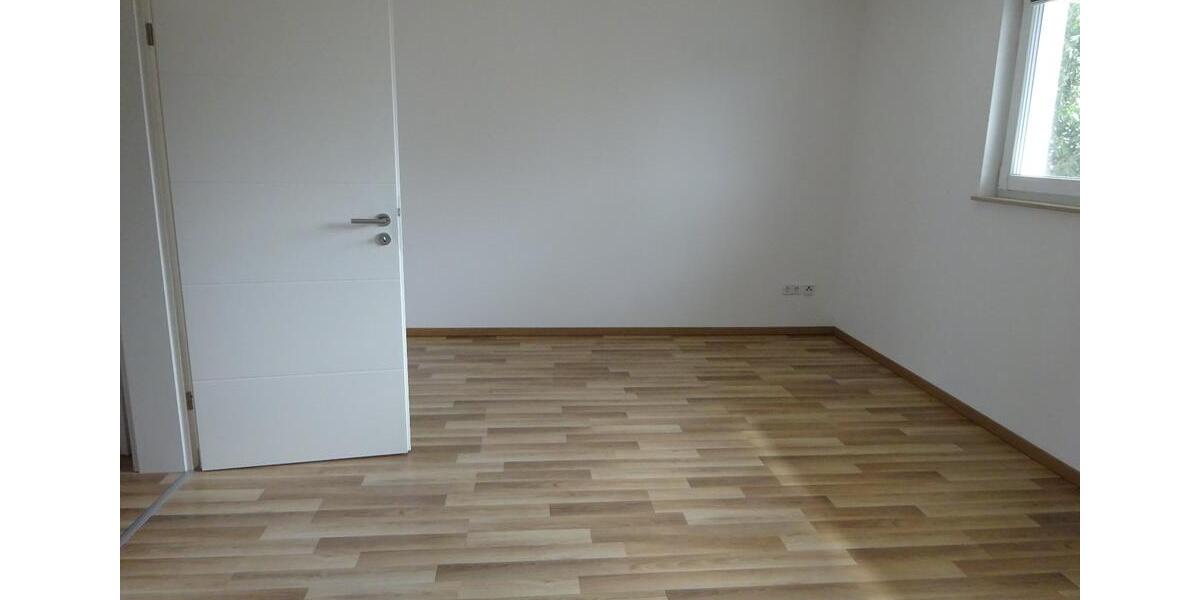Reihenhaus Delitzsch - 5 Zimmer, 142 m&sup2;, 1.499&euro; | Angebot:26129553