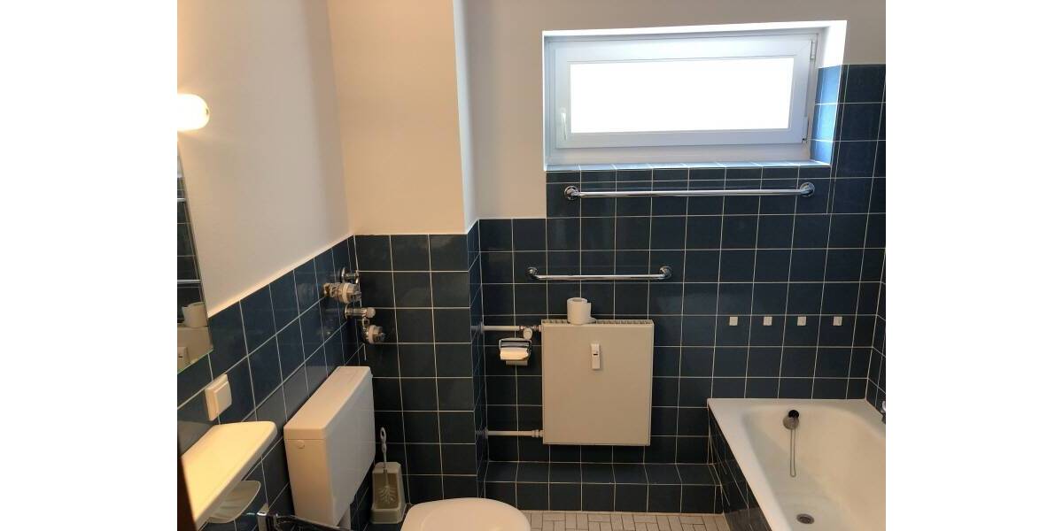 Etagenwohnung Preetz - 2 Zimmer, 74 m&sup2;, 650&euro; | Angebot:26220016