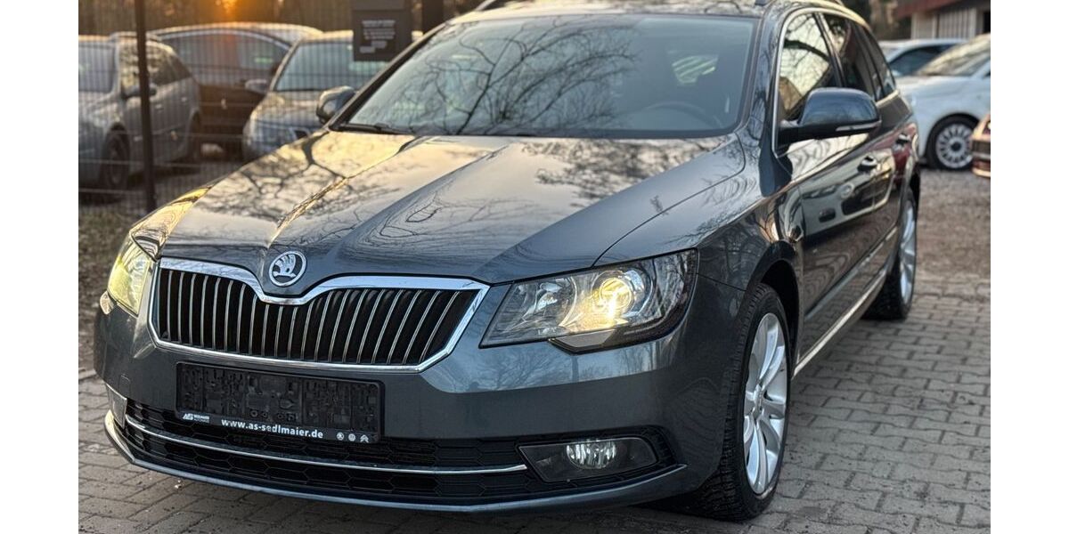 Skoda Superb 221.000 km 7.499 &euro; Berlin 12347