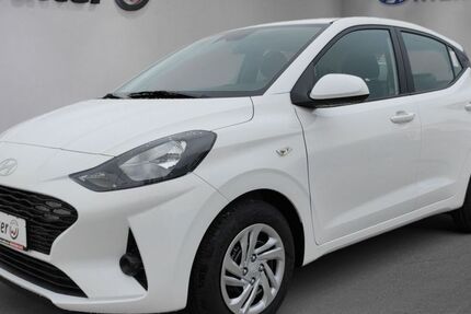Hyundai i10 10.000 km 13.980 &euro; Pforzheim 75177