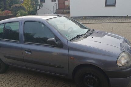 Renault Clio 154.000 km 950 &euro; Eppingen 75031