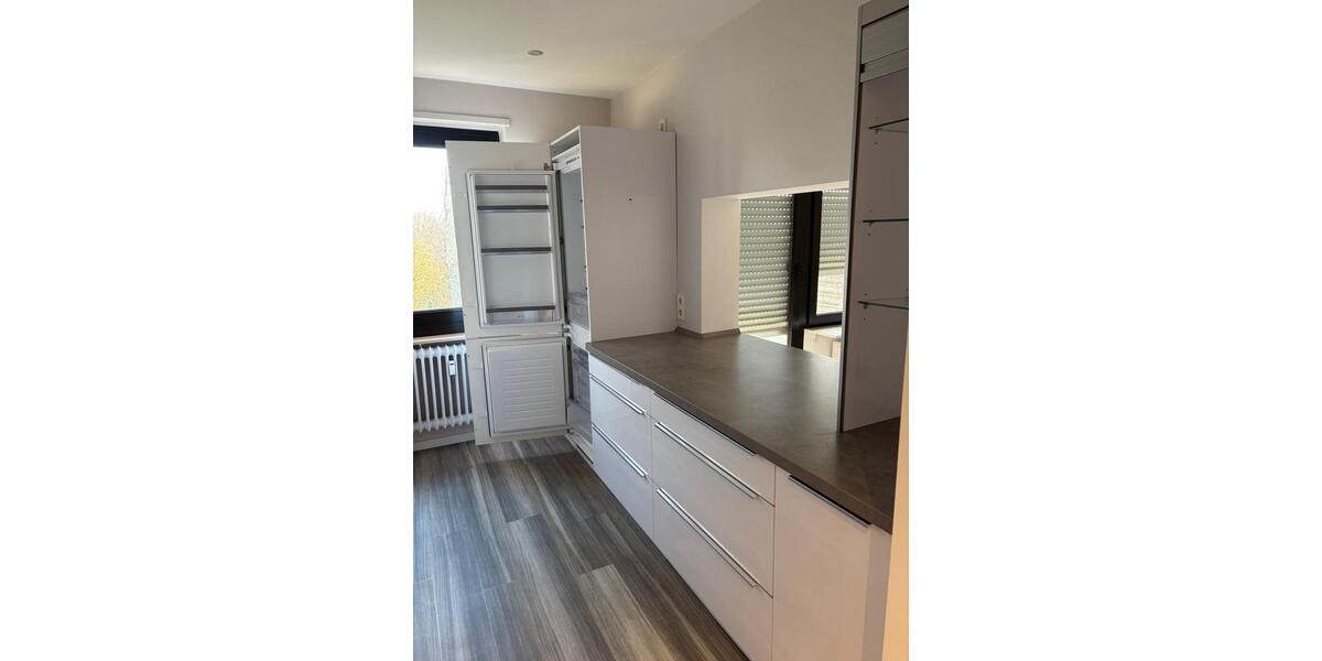 Doppelhaushälfte Saarbrücken Bischmisheim - 8 Zimmer, 220 m&sup2;, 360.000&euro; | Angebot:27023553