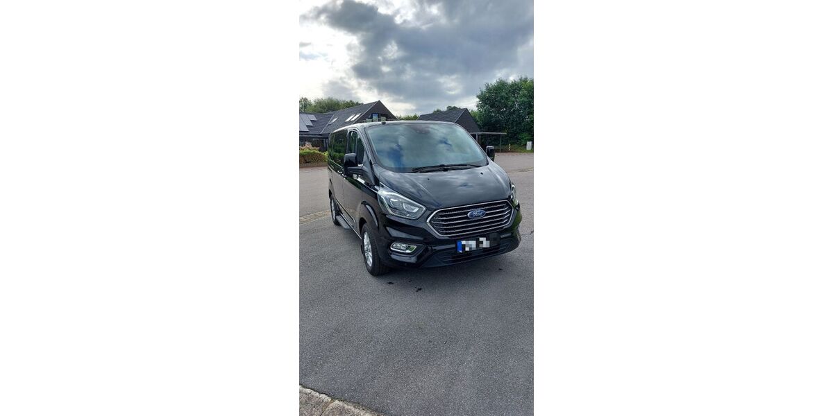 Ford Tourneo Custom 78.000 km 32.000 &euro; Schleswig 24837