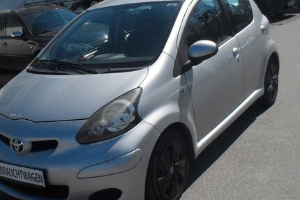 Toyota Aygo (X) 71.700 km 3.980 &euro; Pirna 01796