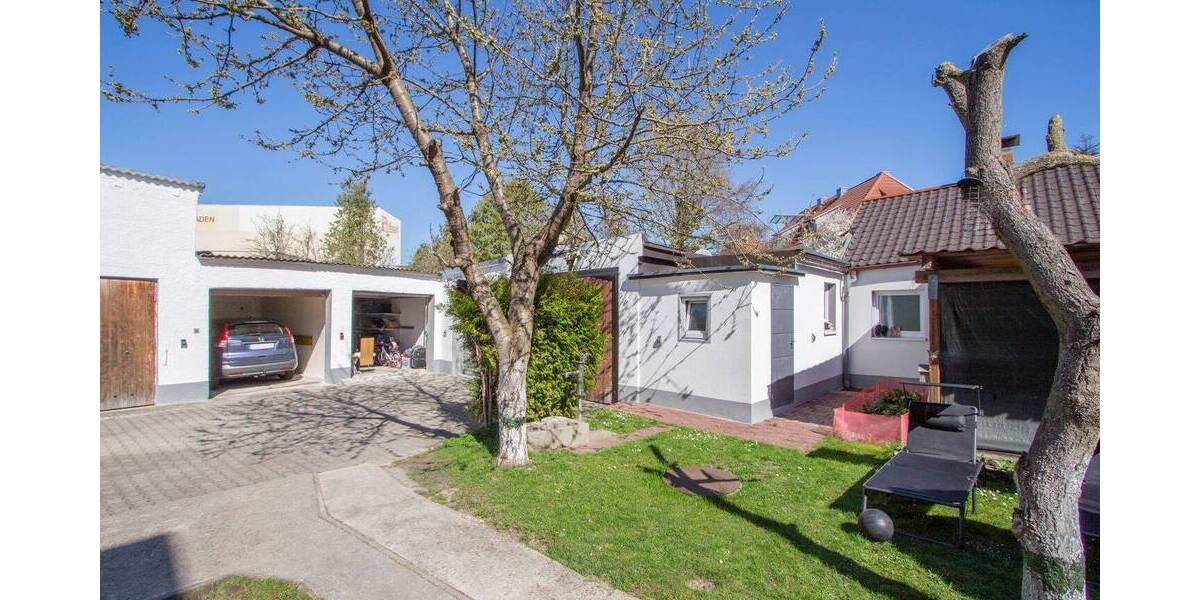 Doppelhaushälfte Landshut Industriegebiet - 7 Zimmer, 168 m&sup2;, 699.800&euro; | Angebot:23947076