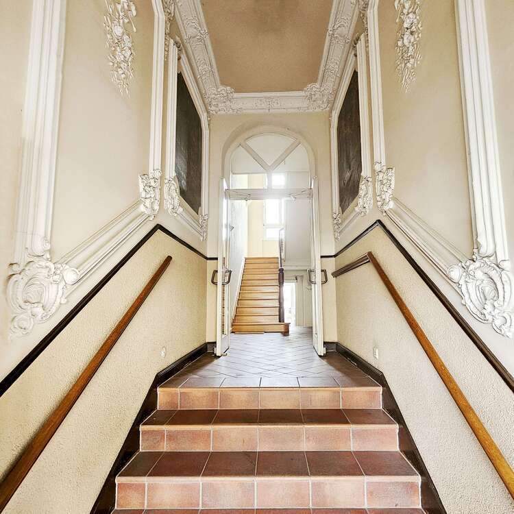 Wohnung zum Kaufen in Wiesbaden 429.000 € 142.42 m²