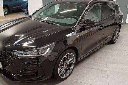 Ford Focus 23.500 km 22.950 € Bad Oeynhausen 32547