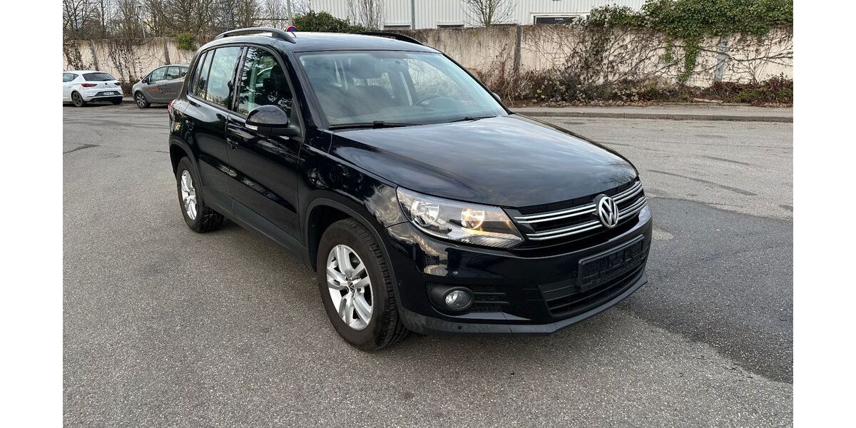 VW Tiguan 176.000 km 8.200 &euro; Möglingen/Ludwigsburg 71696