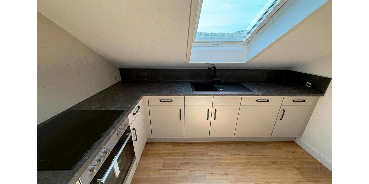 Einfamilienhaus Albstadt Gemarkung Onstmettingen - 9 Zimmer, 220 m&sup2;, 628.000&euro; | Angebot:26889304