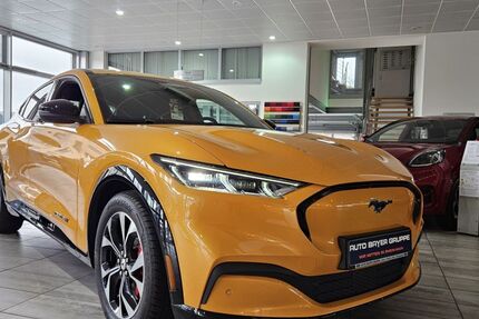 Ford Mustang Mach-E 4.500 km 59.990 € Nieder-Olm 55268