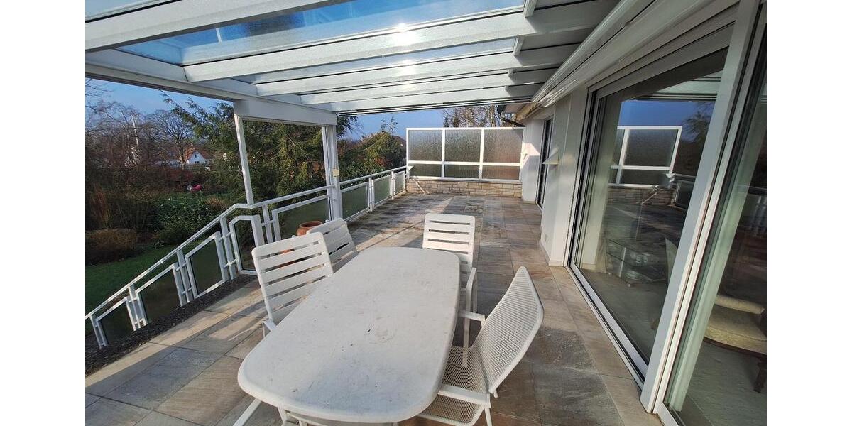 Einfamilienhaus Helmstedt - 10 Zimmer, 221 m&sup2;, 350.000&euro; | Angebot:27084827