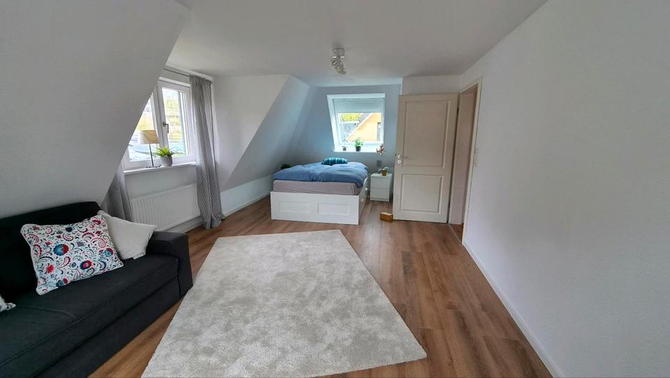 Einfamilienhaus Flintbek - 5 Zimmer, 184 m&sup2;, 2.400&euro; | Angebot:26255590