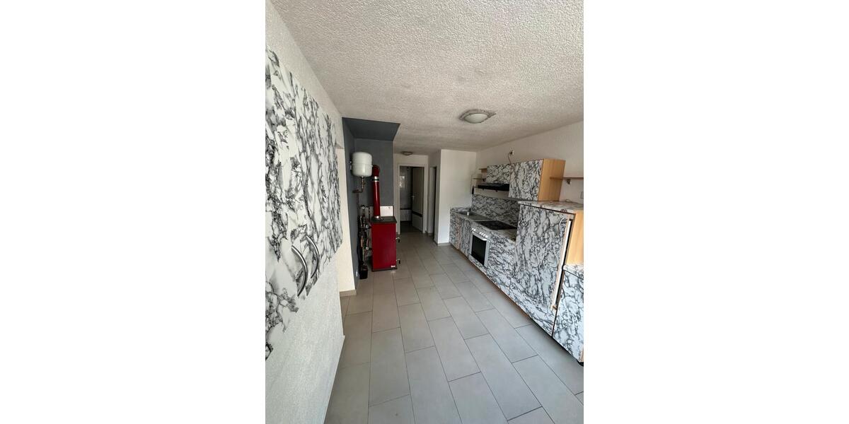 Mehrfamilienhaus, Wohnhaus Hechingen - 7 Zimmer, 158 m&sup2;, 249.000&euro; | Angebot:26671642