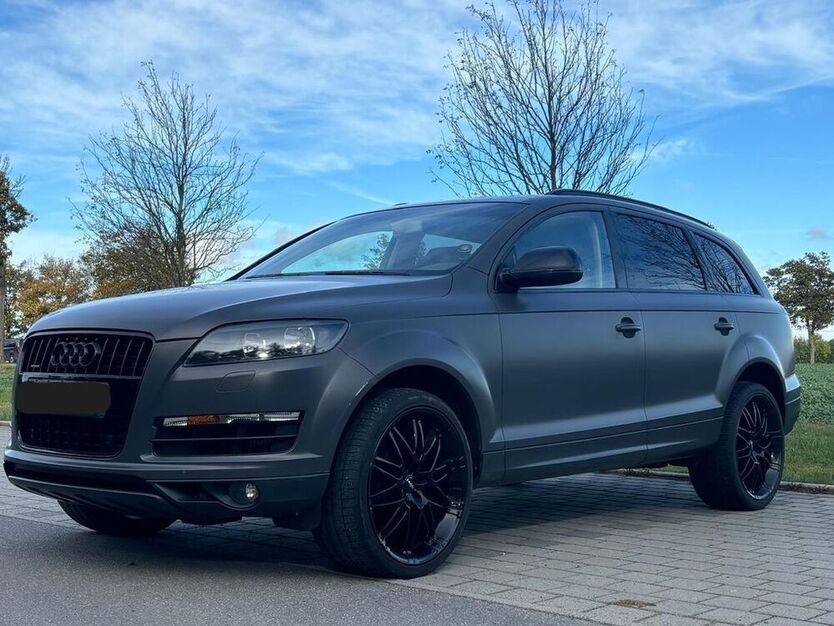 Q7
