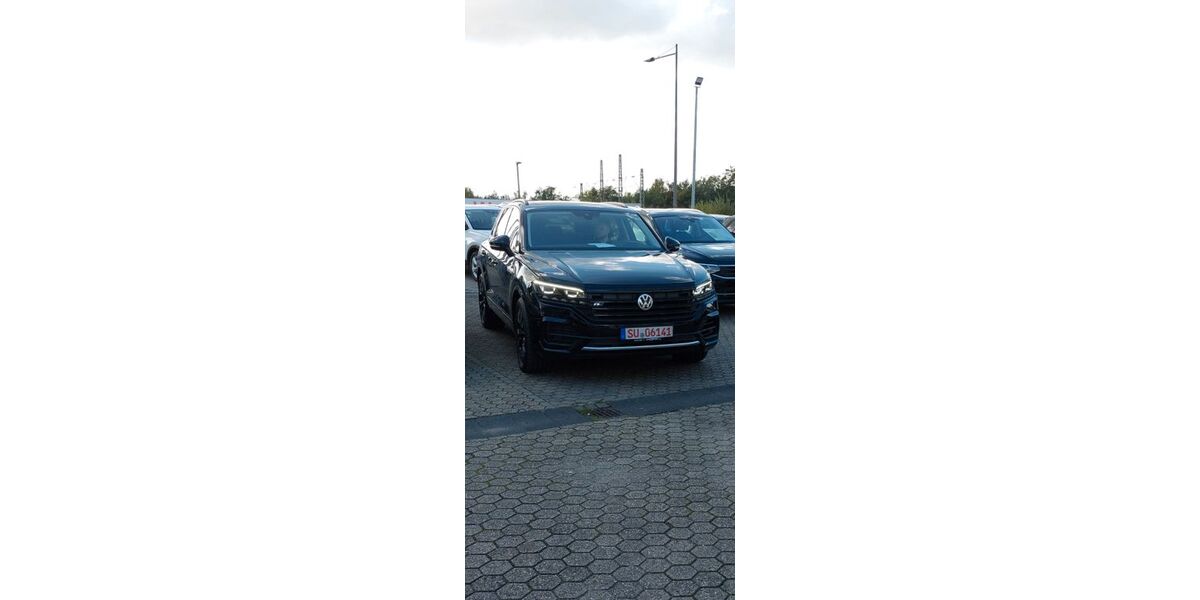 VW Touareg 98.000 km 51.000 &euro; Grasbrunn 85630