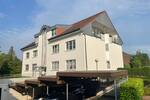Gemütliche Dachgeschoßwohnung mit Balkon und Carport Stellplatz
