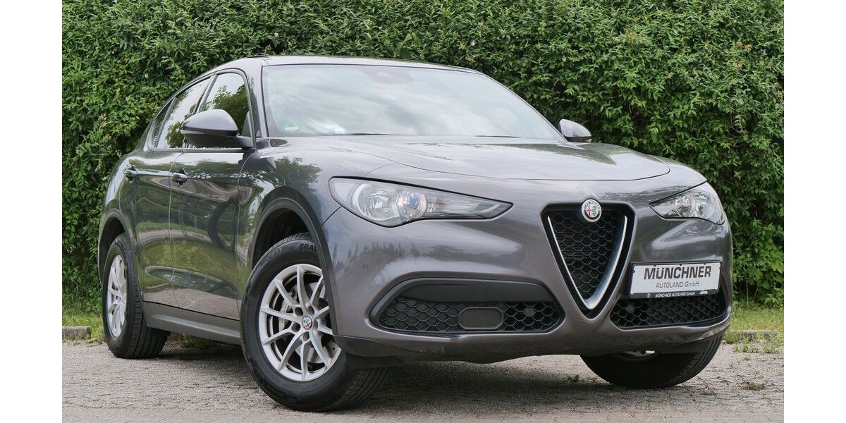 Alfa Romeo Stelvio 136.000 km 17.500 &euro; München 81243