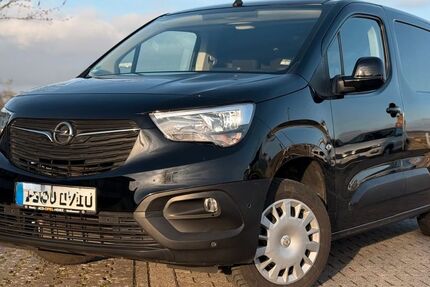 Opel Combo 97.500 km 12.999 &euro; Idstein 65510