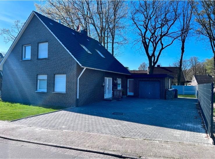 Mehrfamilienhaus, Wohnhaus Molbergen - 6 Zimmer, 140 m&sup2;, 228.000&euro; | Angebot:16247481