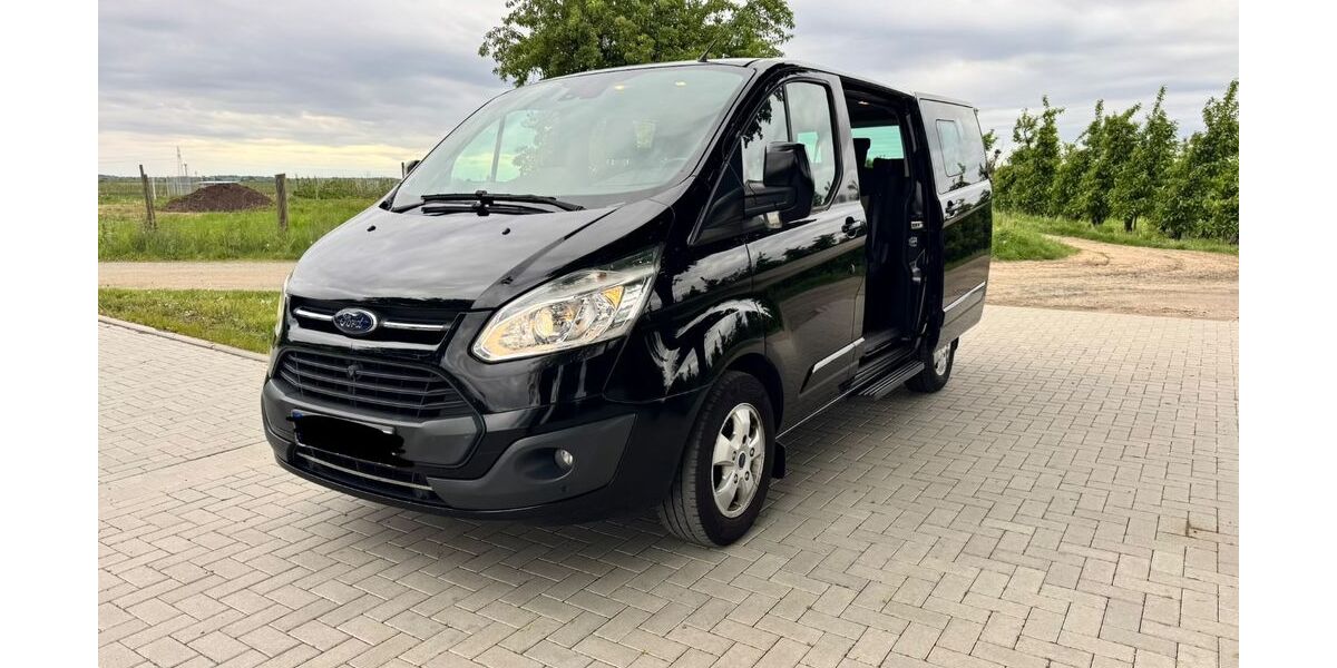 Ford Tourneo Custom 182.000 km 13.300 &euro; Stade 21680
