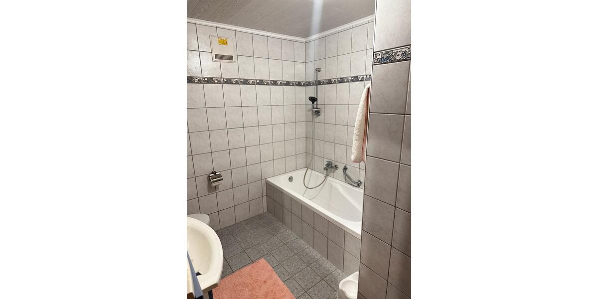 Etagenwohnung Niederwerrn - 4 Zimmer, 98 m&sup2;, 238.000&euro; | Angebot:27024154