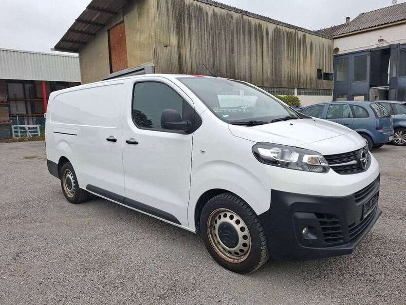 Opel Vivaro 124.000 km 17.800 € Kernen 71394