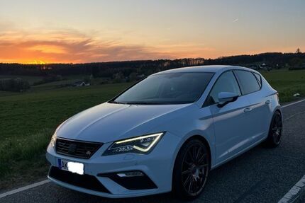 Seat Leon 75.000 km 14.200 &euro; Etzbach 57539