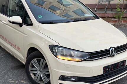 VW Touran 473.254 km 6.950 &euro; Nürnberg 90409