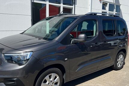 Opel Combo 104.550 km 13.890 &euro; Bad Dürrheim 78073