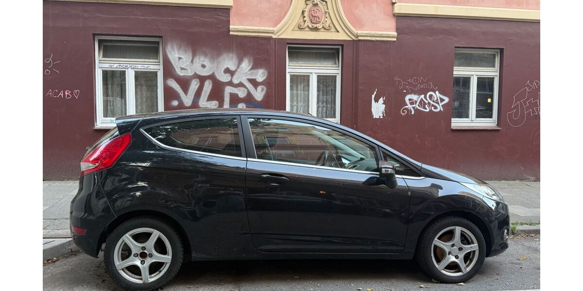 Ford Fiesta 148.000 km 5.200 &euro; Hamburg 22767