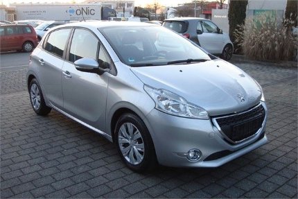 Peugeot 208 53.800 km 5.900 &euro; Fürth 90763
