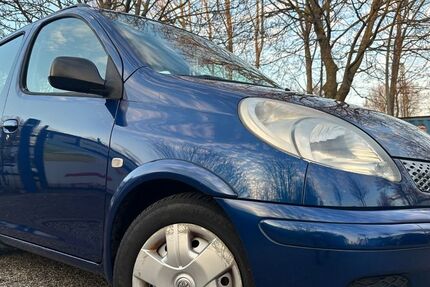 Toyota Yaris 95.000 km 5.850 &euro; Hamburg 21079