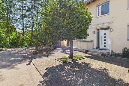 Haus Ettlingen - 8 Zimmer, 180 m&sup2;, 849.000&euro; | Angebot:26432339