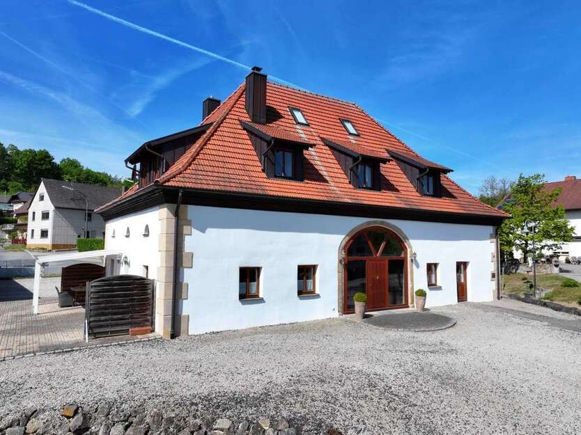 Haus zum Kaufen in Seßlach 750.000 € 233 m²