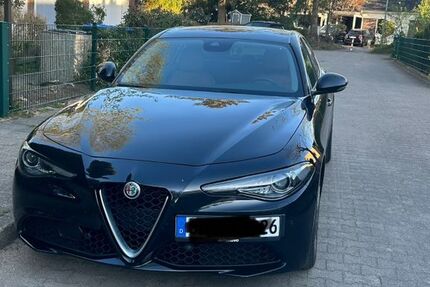 Alfa Romeo Giulia 116.500 km 22.000 &euro; Groß Grönau 23627