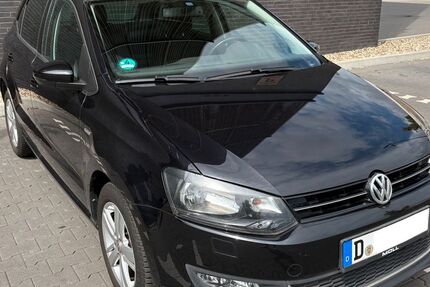 VW Polo 84.000 km 8.100 &euro; Düsseldorf 40547