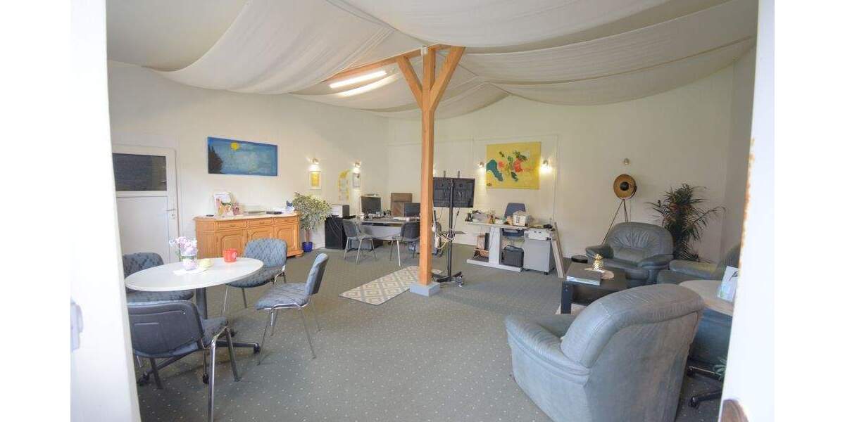 Mehrfamilienhaus, Wohnhaus Büdelsdorf - 580.000&euro; | Angebot:25604779