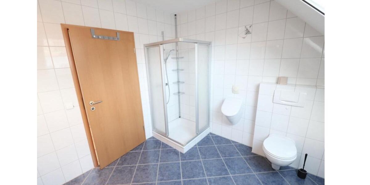 Dachgeschoßwohnung Cloppenburg - 4 Zimmer, 95 m&sup2;, 999&euro; | Angebot:26392515