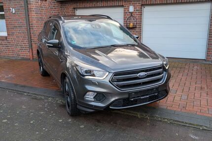 Ford Kuga 177.000 km 13.999 &euro; Lohne 49393