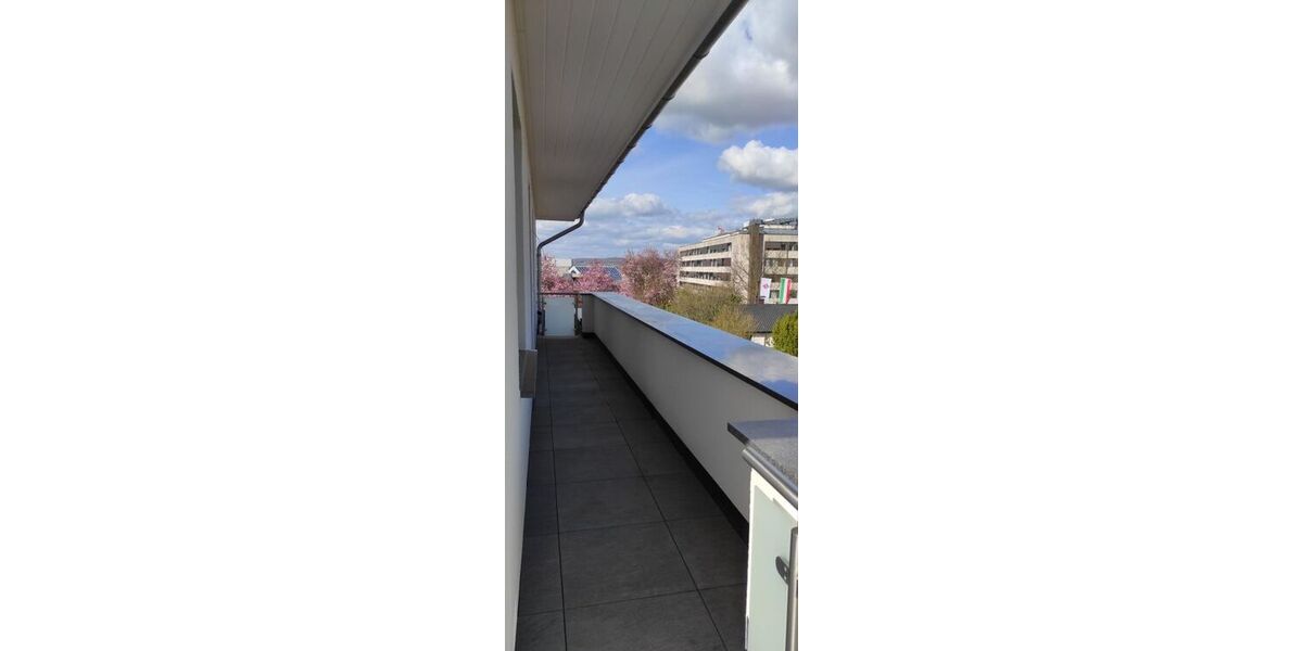 Exklusives Penthouse mit 4 Zimmern und Dachterrasse in Bad Oeynhausen - Einfamilienhaus Bad Oeynhausen | Angebot:25908490