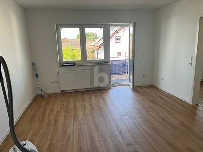 ZENTRAL WOHNEN, ENTSPANNT LEBEN MIT AUSSICHT - Etagenwohnung Stadtallendorf | Angebot:27252432