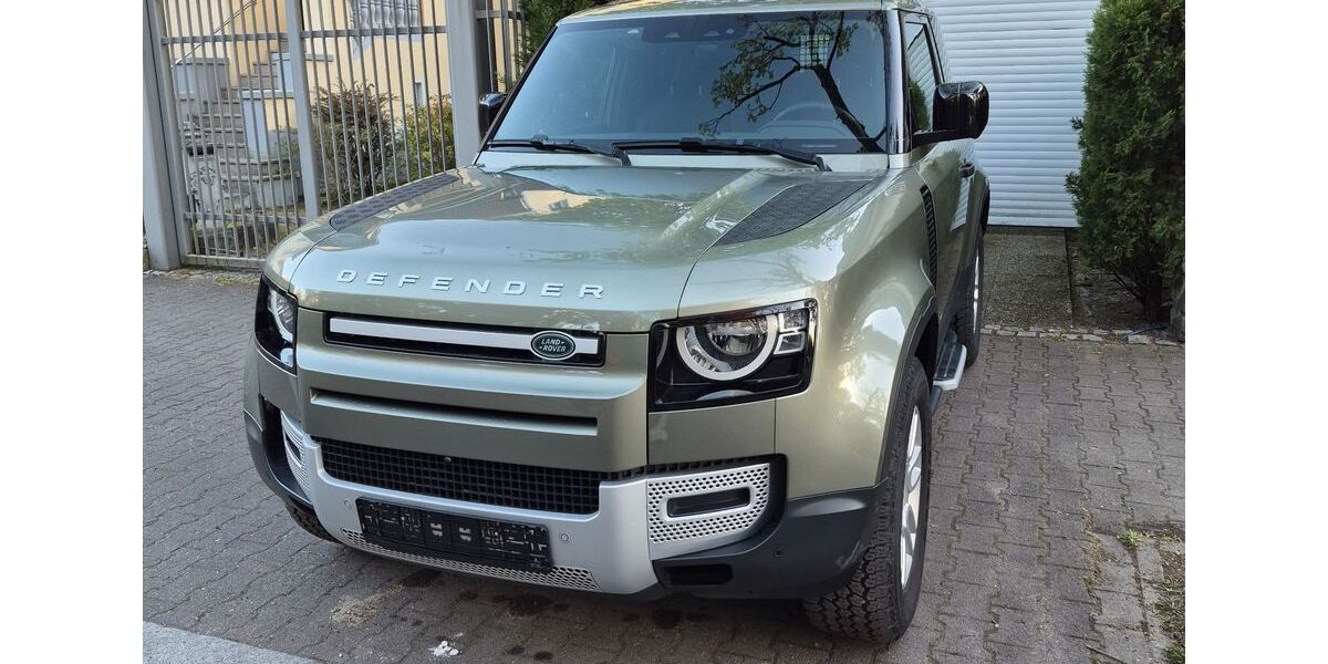Land Rover Defender 73.014 km 49.990 &euro; Berlin 14052