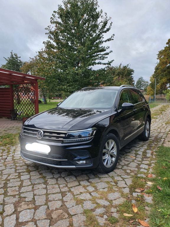 VW Tiguan 182.000 km 19.100 € Hagenow 19230