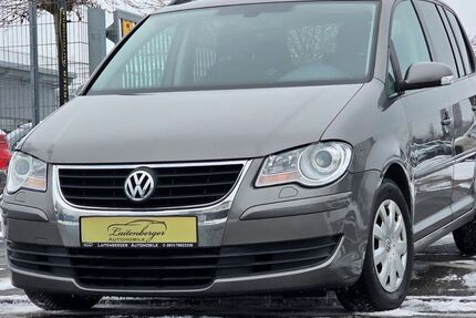 VW Touran 228.500 km 4.900 &euro; Fürth 90763