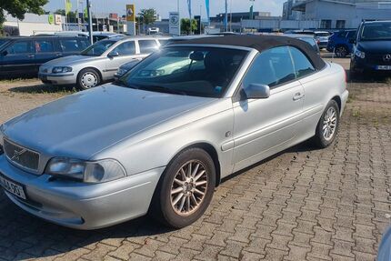 Volvo C70 218.000 km 3.999 € Friedrichshafen 88046
