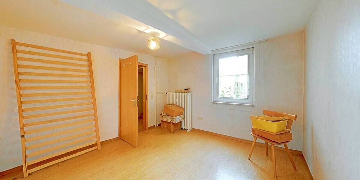 Einfamilienhaus Karlstadt - 6 Zimmer, 106 m&sup2;, 98.000&euro; | Angebot:25743797