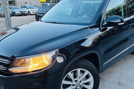VW Tiguan 172.000 km 10.700 € Hamburg 20537