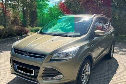 Ford Kuga 145.000 km 9.500 &euro; Großdubrau 02694