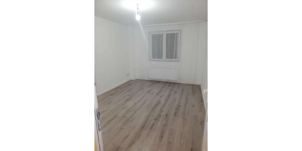 Etagenwohnung Storkow (Mark) - 1 Zimmer, 28 m&sup2;, 335&euro; | Angebot:26460013