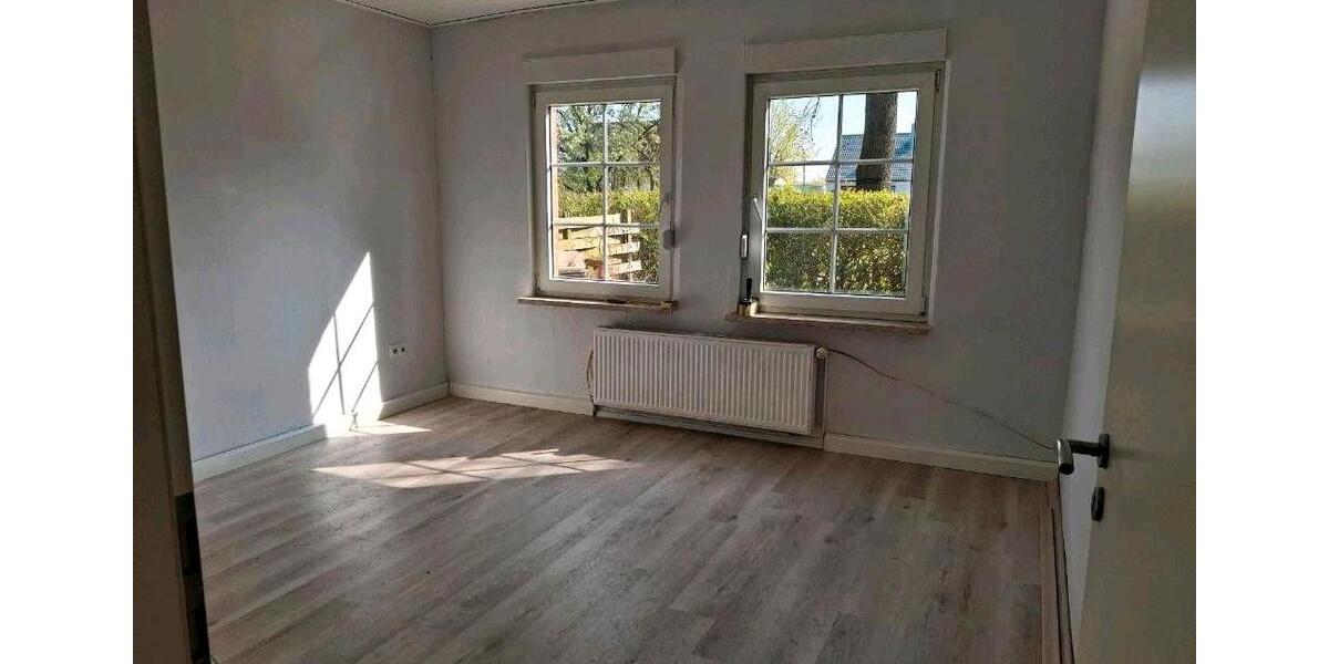 Reihenhaus Schöppenstedt - 5 Zimmer, 120 m&sup2;, 800&euro; | Angebot:26323171